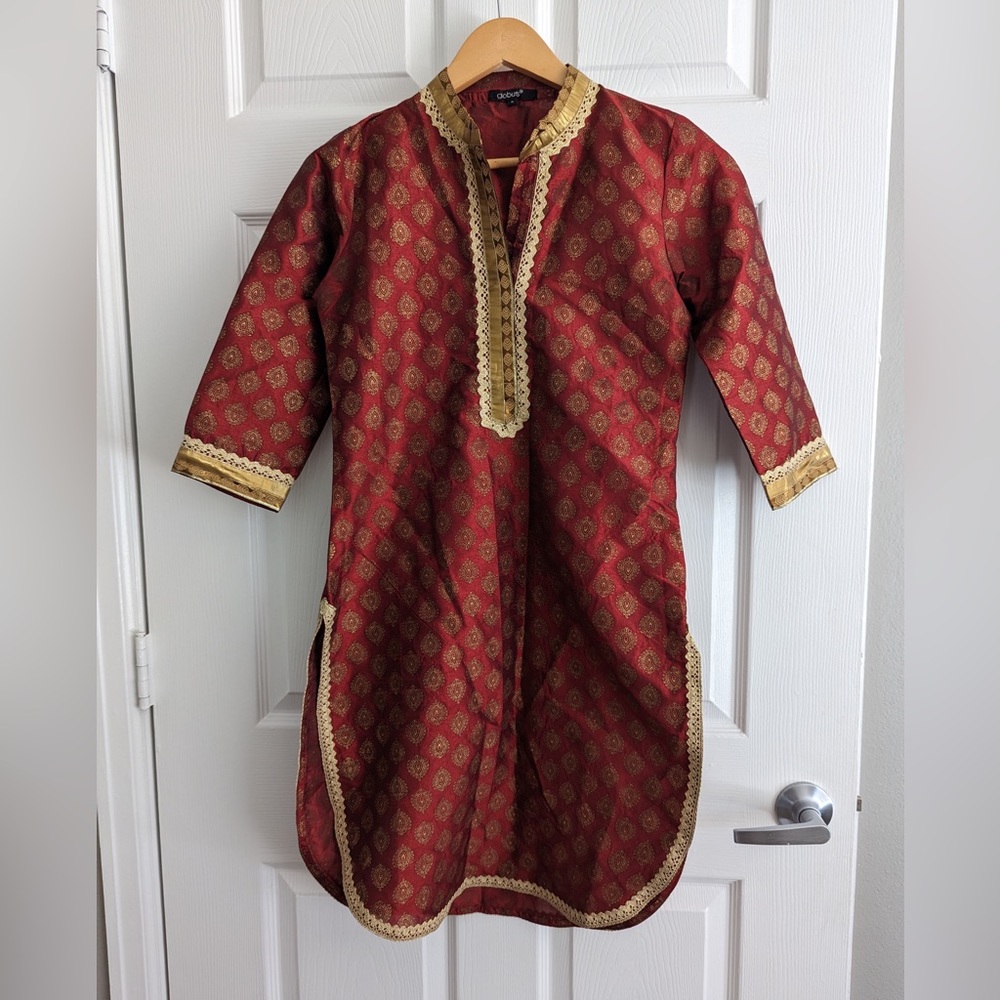An Indian style traditional kurti that can be worn over jeans or pants to events